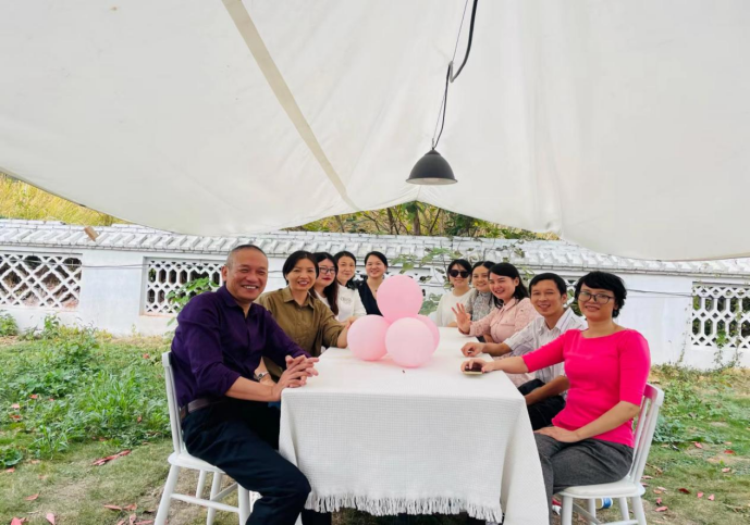 遠(yuǎn)離繁華都市、靜享休閑時光439.png